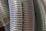 Ống nhựa mềm lõi thép đường kính phi 60 dùng dẫn nước sạch, thực phẩm lỏng hangf có sẵn giá tốt.