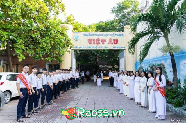 Trường THPT Việt Âu tuyển Bảo Vệ làm tại Q12 bao ăn ở